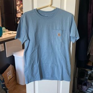 Women’s carhartt front pocket shirt